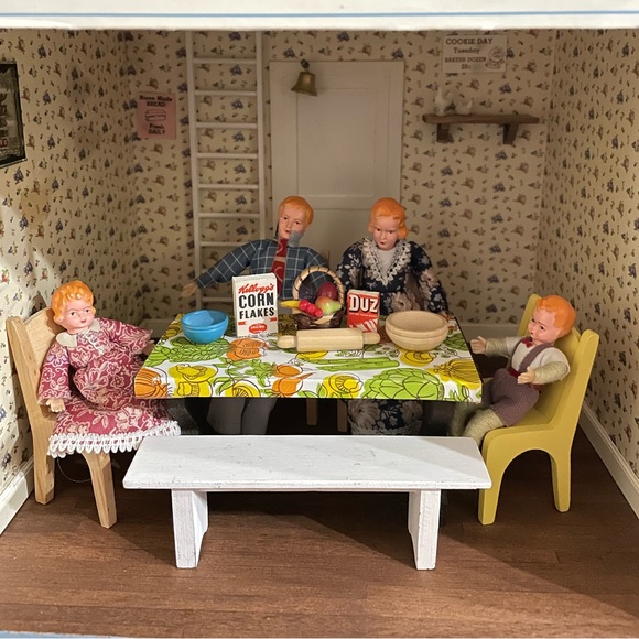 Other - Vintage Dollhouse Furniture
